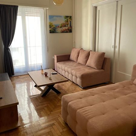 Spacious Apartment Near Panormou Metro Афины Экстерьер фото